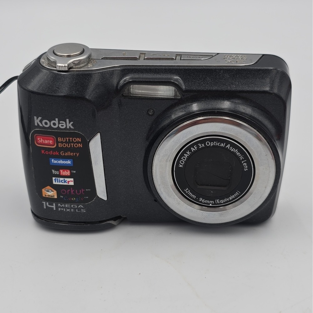 Kodak EasyShare C183 14MP Digital Camera Black Tested But Broken Battery Cover